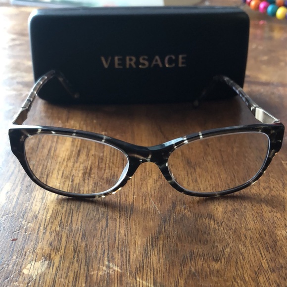 Versace Eyeglasses with case and cloth - Picture 3 of 13